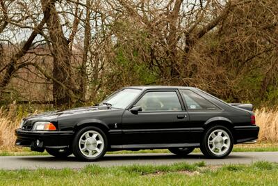 1993 Ford Mustang SVT Cobra   - Photo 16 - Rockville, MD 20850