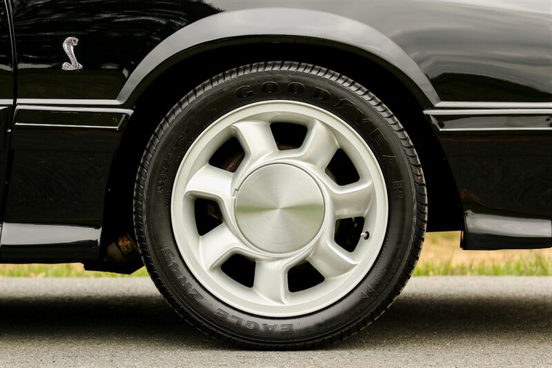 1993 Ford Mustang SVT Cobra   - Photo 43 - Rockville, MD 20850