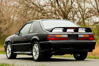 1993 Ford Mustang SVT Cobra   - Photo 4 - Rockville, MD 20850