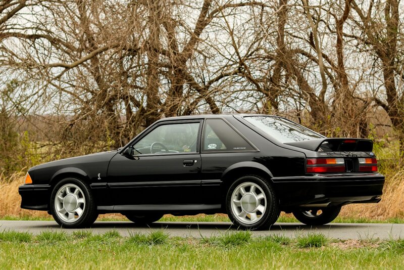 1993 Ford Mustang SVT Cobra   - Photo 12 - Rockville, MD 20850