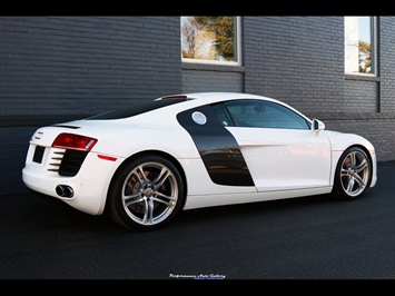 2009 Audi R8 Quattro  6-Spd - VF Supercharged - Photo 11 - Rockville, MD 20850