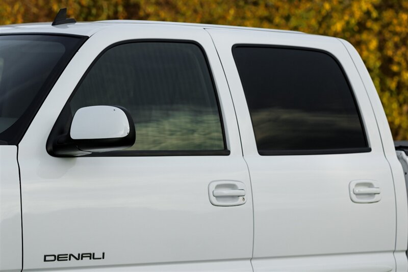 2006 GMC Sierra 1500 Denali   - Photo 40 - Rockville, MD 20850