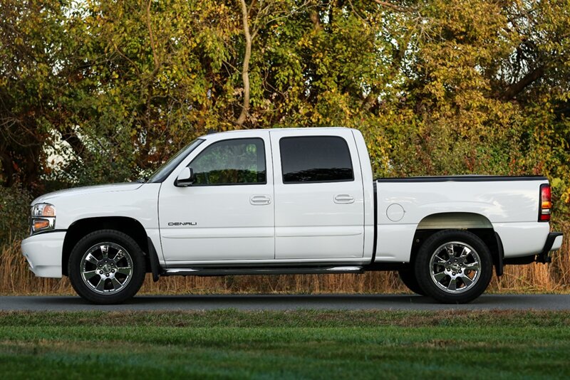 2006 GMC Sierra 1500 Denali   - Photo 5 - Rockville, MD 20850