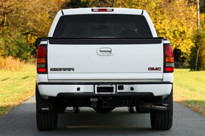 2006 GMC Sierra 1500 Denali   - Photo 11 - Rockville, MD 20850