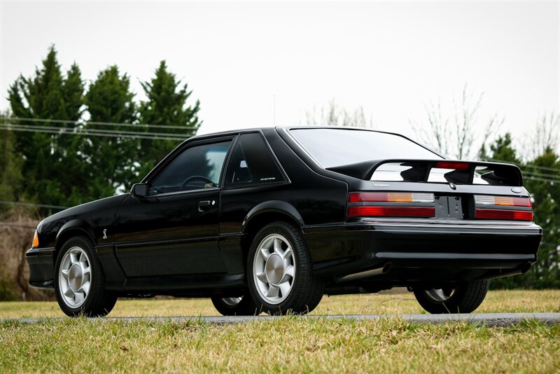 1993 Ford Mustang SVT Cobra   - Photo 8 - Rockville, MD 20850