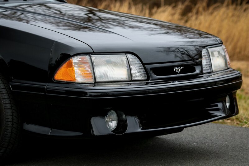 1993 Ford Mustang SVT Cobra   - Photo 16 - Rockville, MD 20850