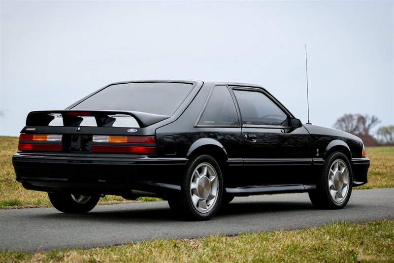 1993 Ford Mustang SVT Cobra   - Photo 2 - Rockville, MD 20850