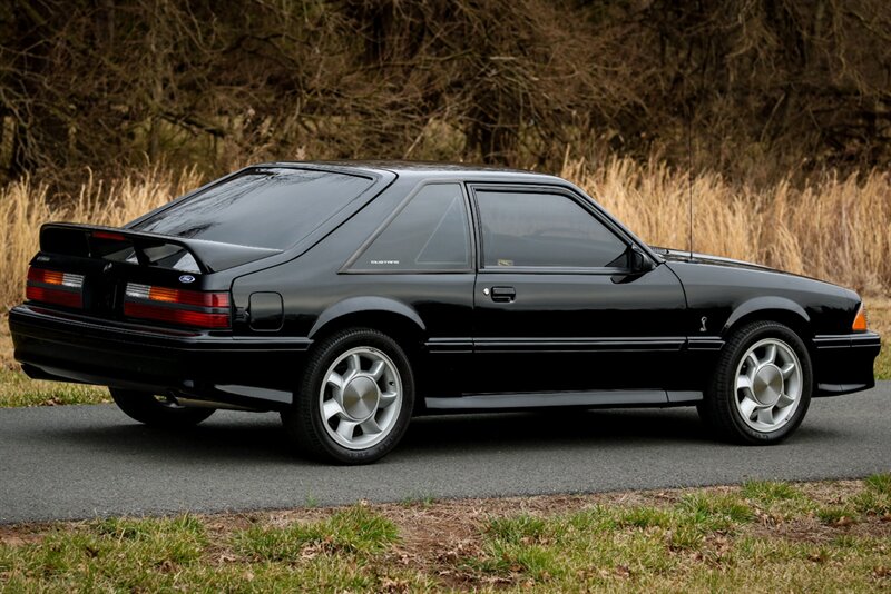 1993 Ford Mustang SVT Cobra   - Photo 10 - Rockville, MD 20850