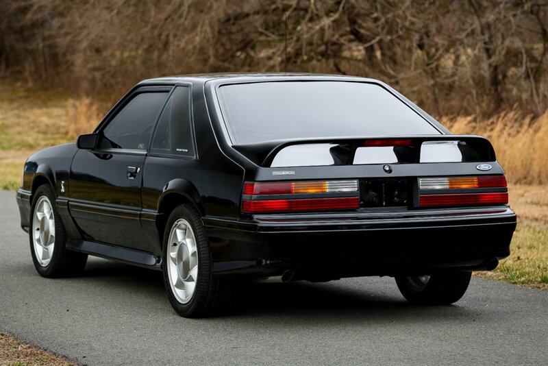 1993 Ford Mustang SVT Cobra   - Photo 4 - Rockville, MD 20850