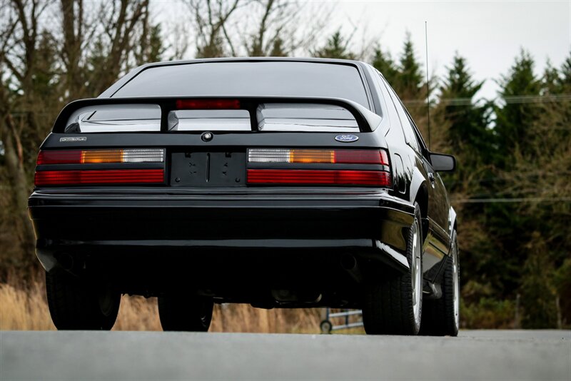 1993 Ford Mustang SVT Cobra   - Photo 12 - Rockville, MD 20850