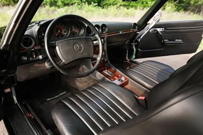 1989 Mercedes-Benz 560-Class 560 SL   - Photo 14 - Rockville, MD 20850