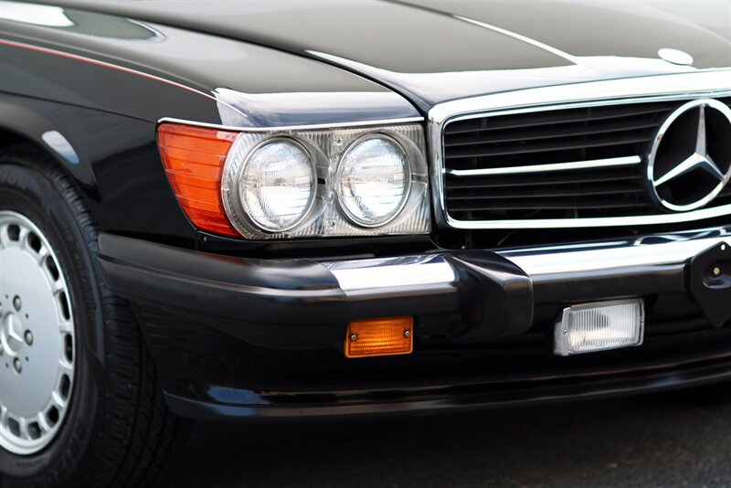 1989 Mercedes-Benz 560-Class 560 SL   - Photo 23 - Rockville, MD 20850