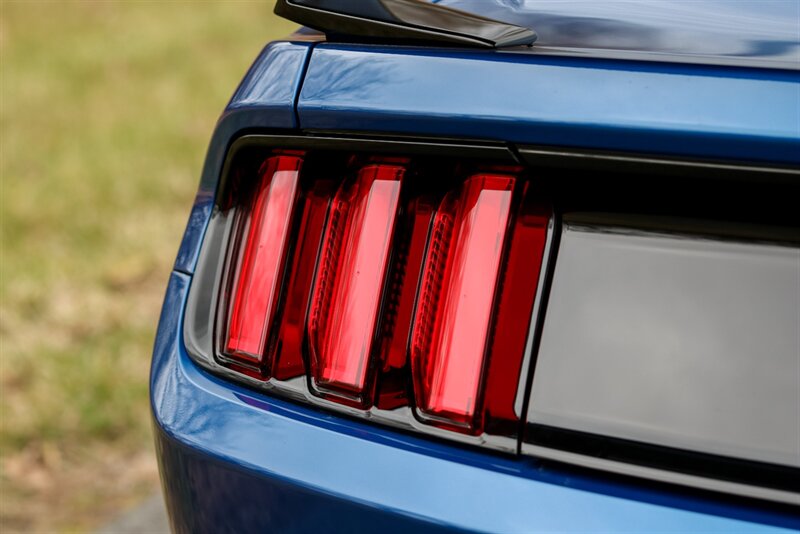 2018 Ford Mustang Shelby GT350R   - Photo 38 - Rockville, MD 20850