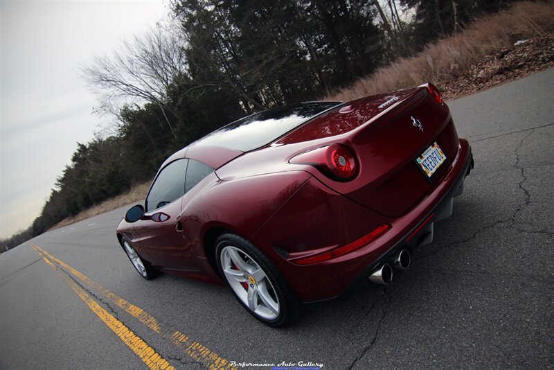 2015 Ferrari California T   - Photo 19 - Rockville, MD 20850