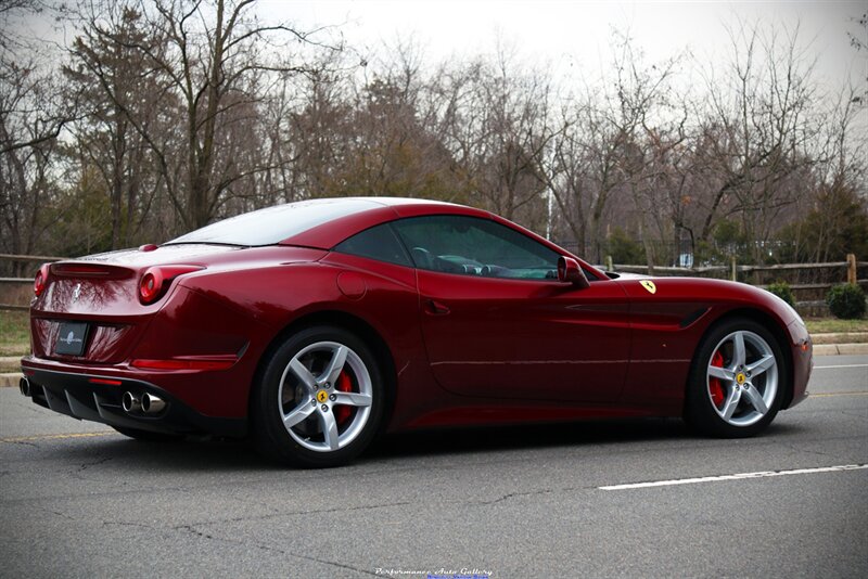 2015 Ferrari California T   - Photo 14 - Rockville, MD 20850