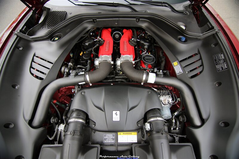 2015 Ferrari California T   - Photo 5 - Rockville, MD 20850