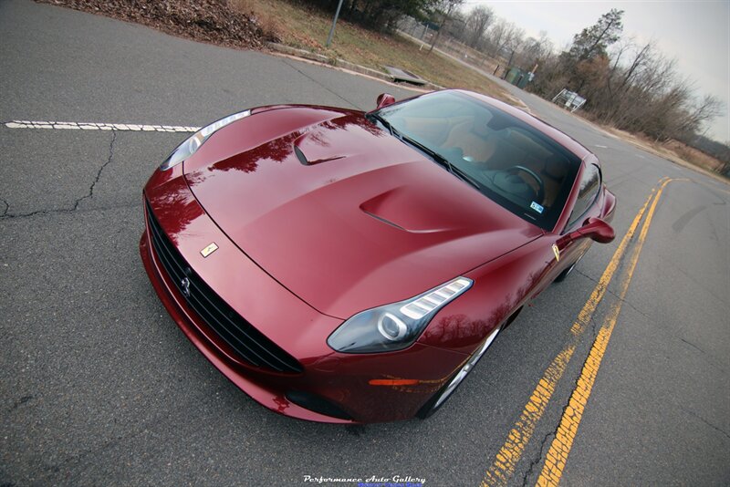 2015 Ferrari California T   - Photo 18 - Rockville, MD 20850