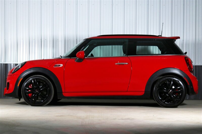 2019 MINI Hardtop 2 Door John Cooper Works   - Photo 8 - Rockville, MD 20850