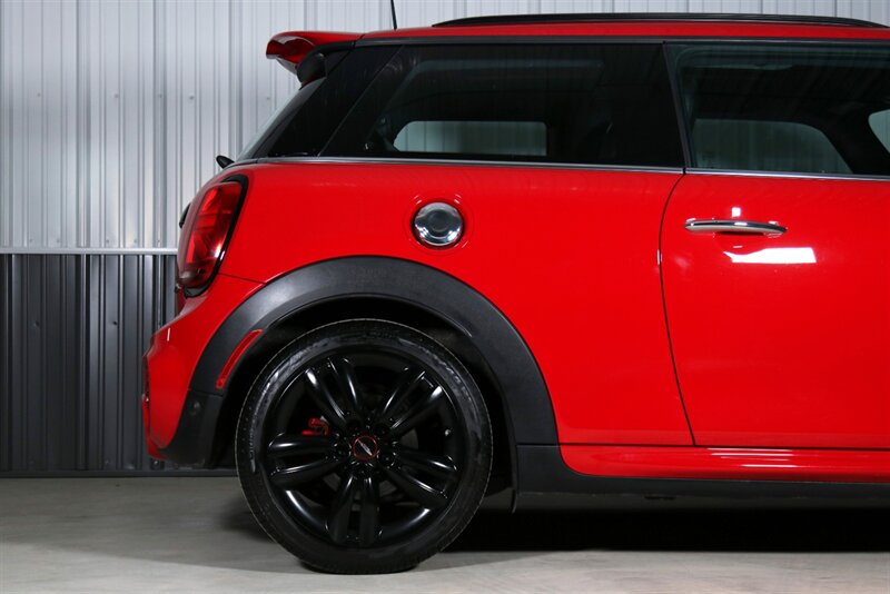 2019 MINI Hardtop 2 Door John Cooper Works   - Photo 25 - Rockville, MD 20850