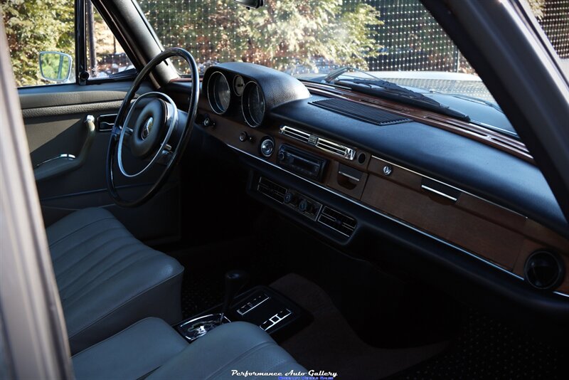 1972 Mercedes-Benz 280SE 4.5   - Photo 47 - Rockville, MD 20850