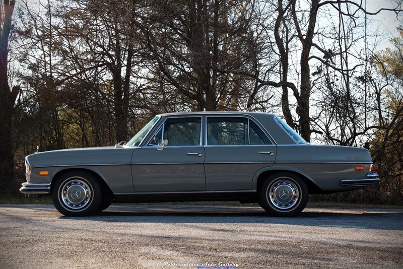 1972 Mercedes-Benz 280SE 4.5   - Photo 13 - Rockville, MD 20850