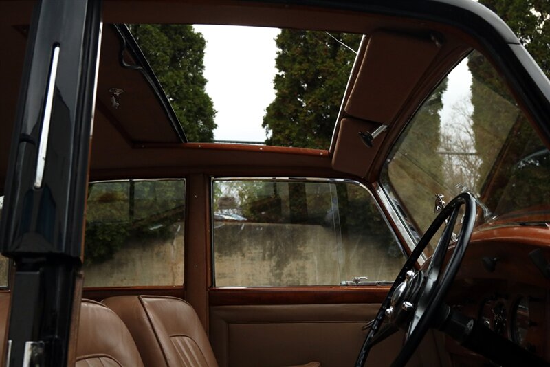 1948 Bentley Mark VI Mulliner   - Photo 76 - Rockville, MD 20850