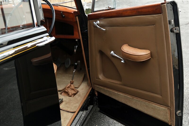 1948 Bentley Mark VI Mulliner   - Photo 88 - Rockville, MD 20850