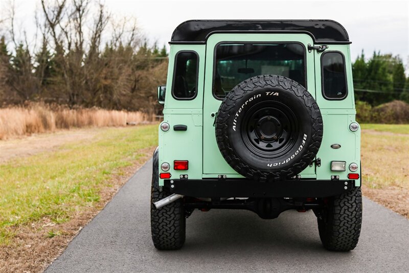 1996 Land Rover Defender 90 300TDi 5 Speed   - Photo 4 - Rockville, MD 20850