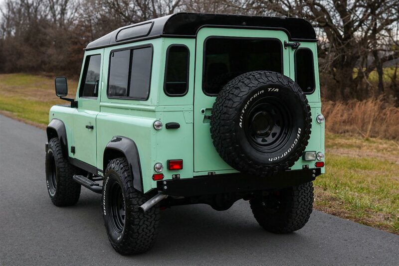 1996 Land Rover Defender 90 300TDi 5 Speed   - Photo 10 - Rockville, MD 20850