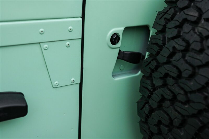 1996 Land Rover Defender 90 300TDi 5 Speed   - Photo 51 - Rockville, MD 20850