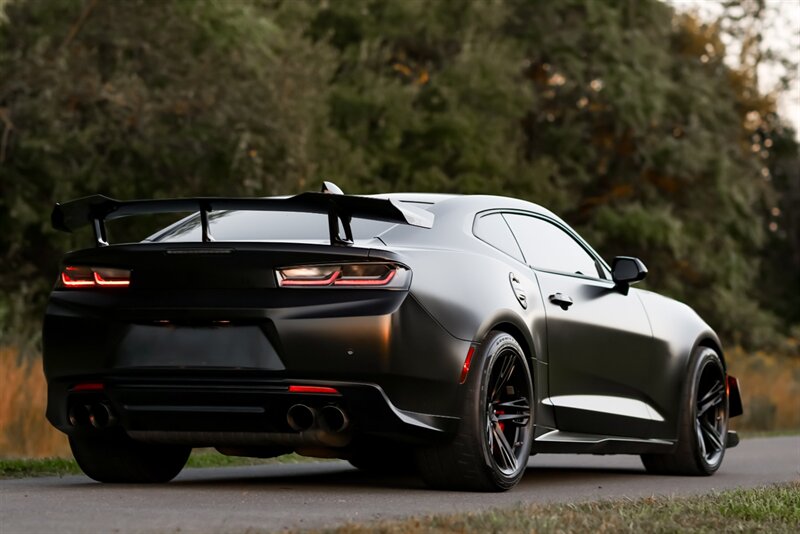 2018 Chevrolet Camaro ZL1   - Photo 4 - Rockville, MD 20850