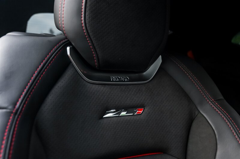 2018 Chevrolet Camaro ZL1   - Photo 47 - Rockville, MD 20850