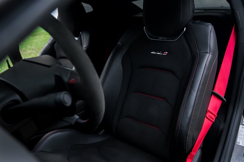 2018 Chevrolet Camaro ZL1   - Photo 49 - Rockville, MD 20850