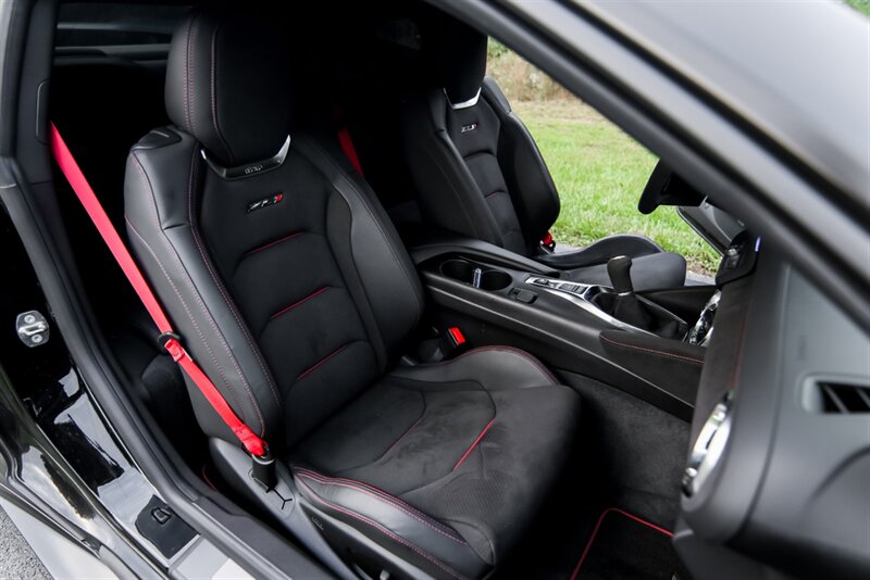 2018 Chevrolet Camaro ZL1   - Photo 44 - Rockville, MD 20850