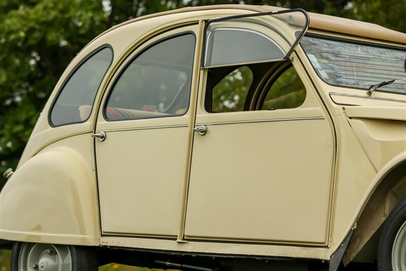 1981 Citroen 2CV   - Photo 29 - Rockville, MD 20850