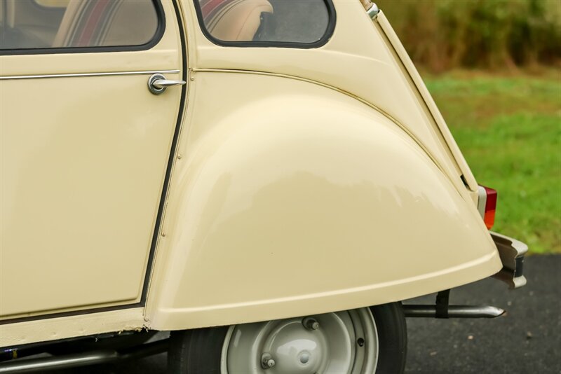 1981 Citroen 2CV   - Photo 40 - Rockville, MD 20850