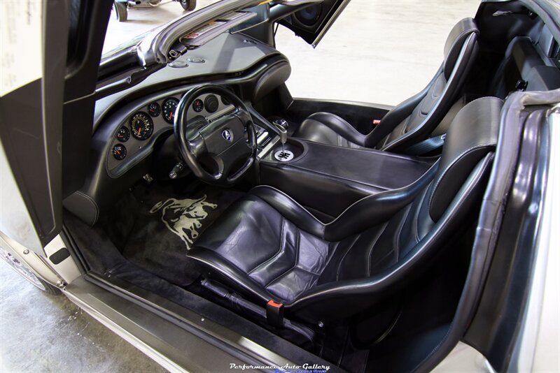 1999 Lamborghini Diablo VT Roadster   - Photo 26 - Rockville, MD 20850