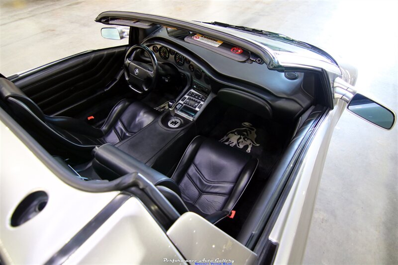 1999 Lamborghini Diablo VT Roadster   - Photo 25 - Rockville, MD 20850