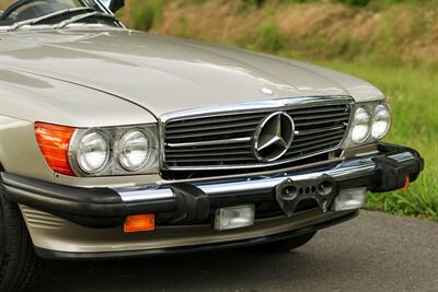 1988 Mercedes-Benz 560-Class 560SL   - Photo 21 - Rockville, MD 20850