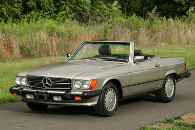 1988 Mercedes-Benz 560-Class 560SL   - Photo 1 - Rockville, MD 20850