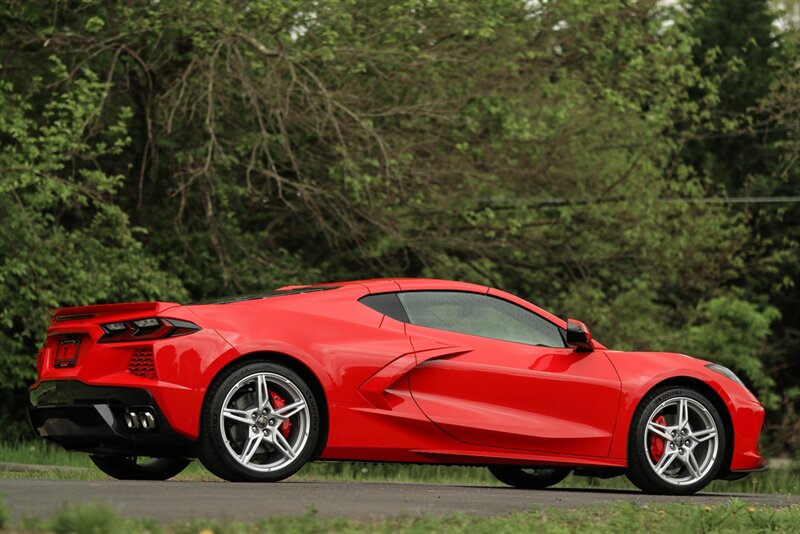 2022 Chevrolet Corvette Stingray 3LT   - Photo 8 - Rockville, MD 20850