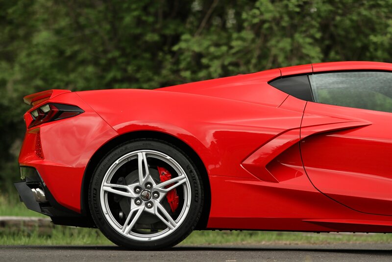 2022 Chevrolet Corvette Stingray 3LT   - Photo 18 - Rockville, MD 20850