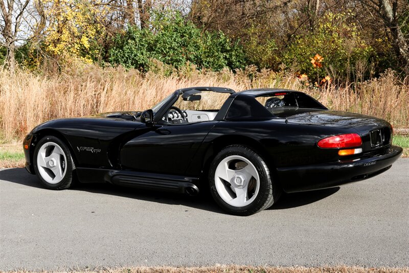 1993 Dodge Viper RT/10   - Photo 11 - Rockville, MD 20850