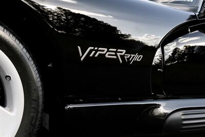 1993 Dodge Viper RT/10   - Photo 24 - Rockville, MD 20850