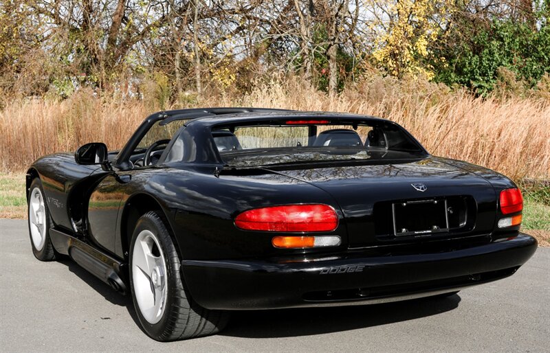 1993 Dodge Viper RT/10   - Photo 10 - Rockville, MD 20850