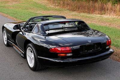 1993 Dodge Viper RT/10   - Photo 4 - Rockville, MD 20850