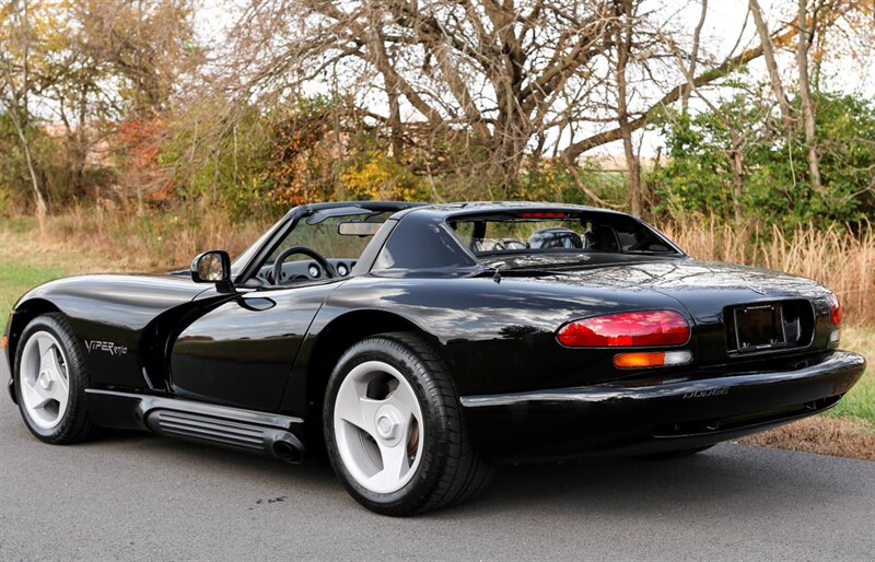 1993 Dodge Viper RT/10   - Photo 16 - Rockville, MD 20850