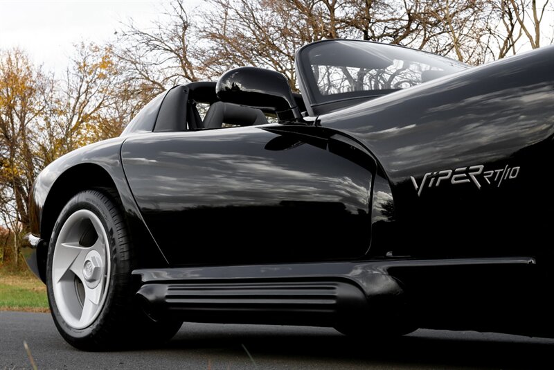 1993 Dodge Viper RT/10   - Photo 26 - Rockville, MD 20850