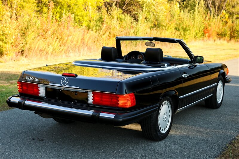 1988 Mercedes-Benz 560-Class 560 SL   - Photo 2 - Rockville, MD 20850