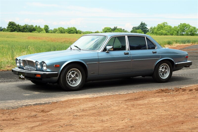 1987 Jaguar XJ XJ6   - Photo 11 - Rockville, MD 20850